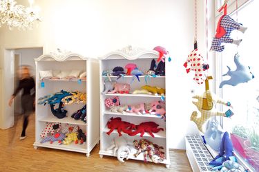 Bild aus dem Shop - Regale mit vielen Stofftieren